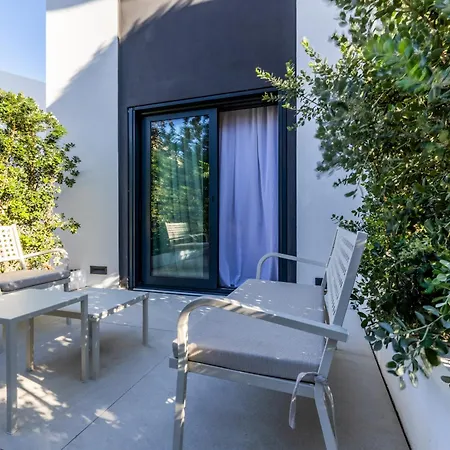 Apartamento Luxurious - Azulis#3 - 2br Fully Equipped - Garden - Free Parking