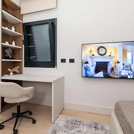 Apartament Luxurious - Azulis#3 - 2br Fully Equipped - Garden - Free Parking