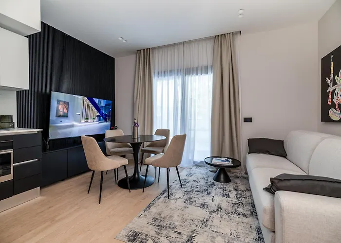 Luxurious - Azulis#3 - 2br Fully Equipped - Garden - Free Parking Διαμέρισμα