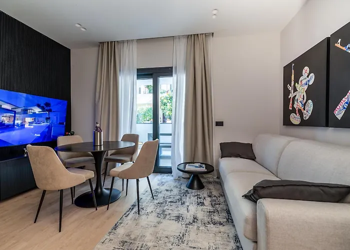 Luxurious - Azulis#3 - 2br Fully Equipped - Garden - Free Parking Διαμέρισμα *